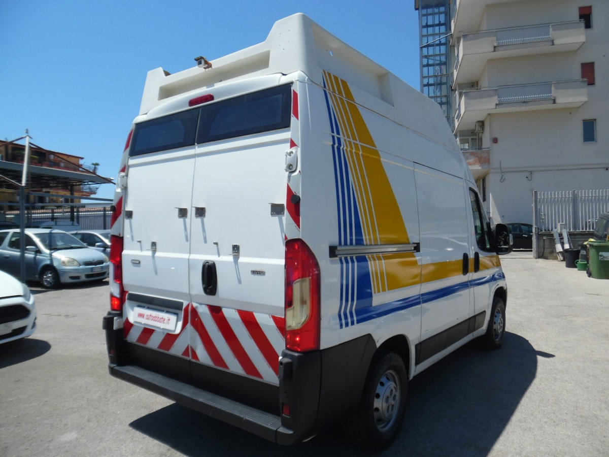Peugeot Boxer Furgone 335 2.0 BlueHDi PM-TM Furgone coibentato (8)