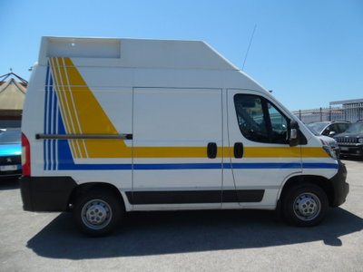 Peugeot Boxer Furgone 335 2.0 BlueHDi PM-TM Furgone coibentato (9)