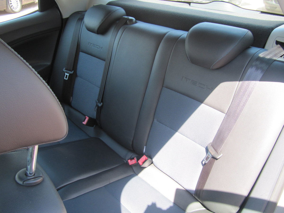 SEAT Ibiza 1.2 TDI CR 5 porte I-Tech (13)