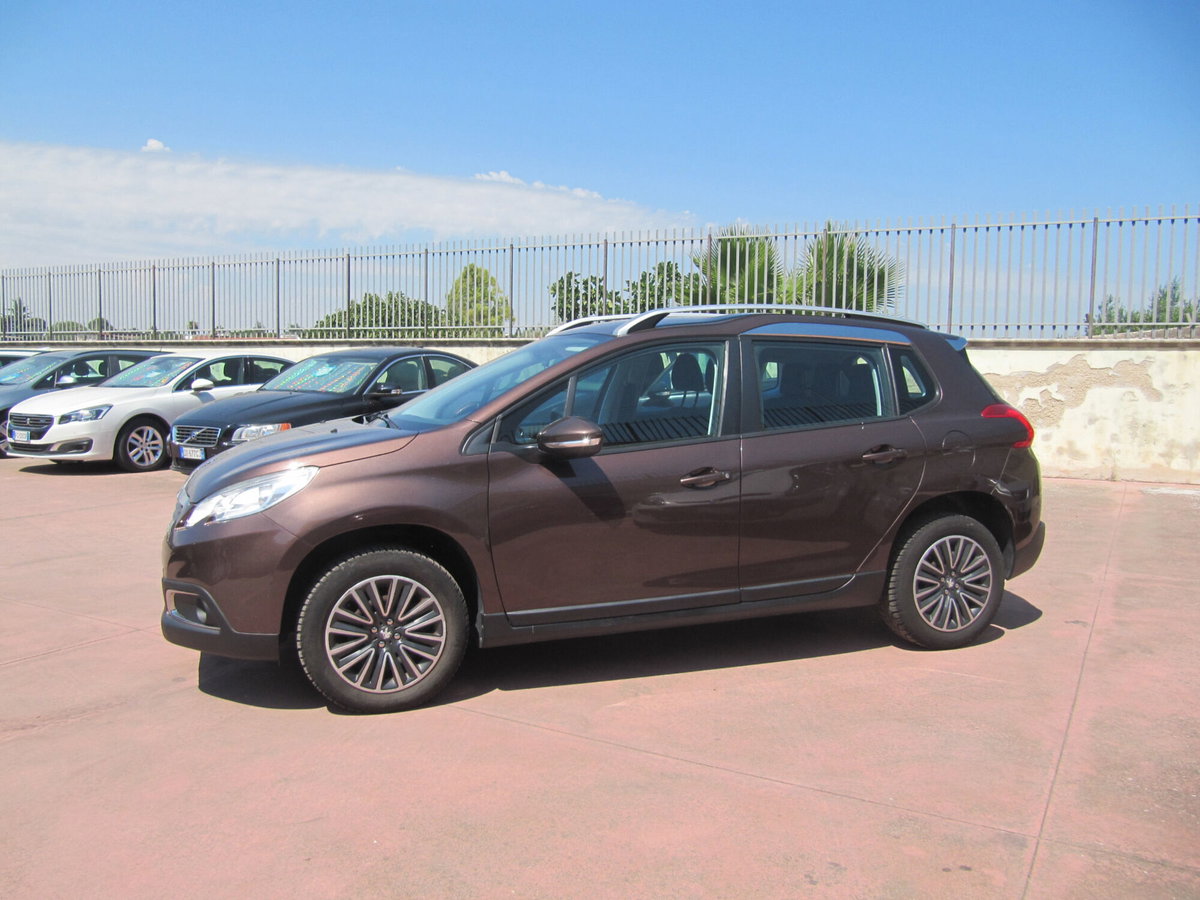 Peugeot 2008 VTi 82CV Allure (2)
