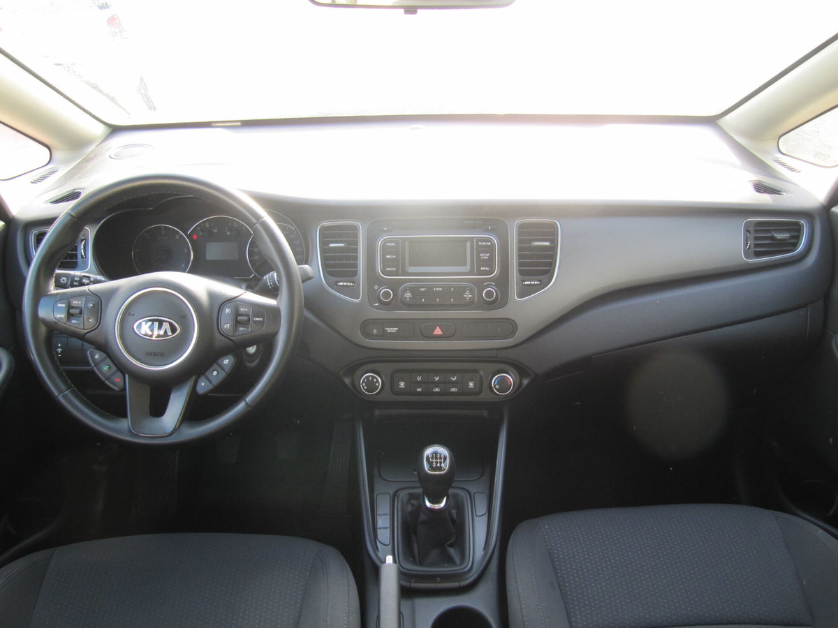 Kia Carens 1.7 CRDi 115 CV Cool (2)