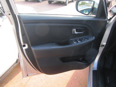 Kia Carens 1.7 CRDi 115 CV Cool (7)