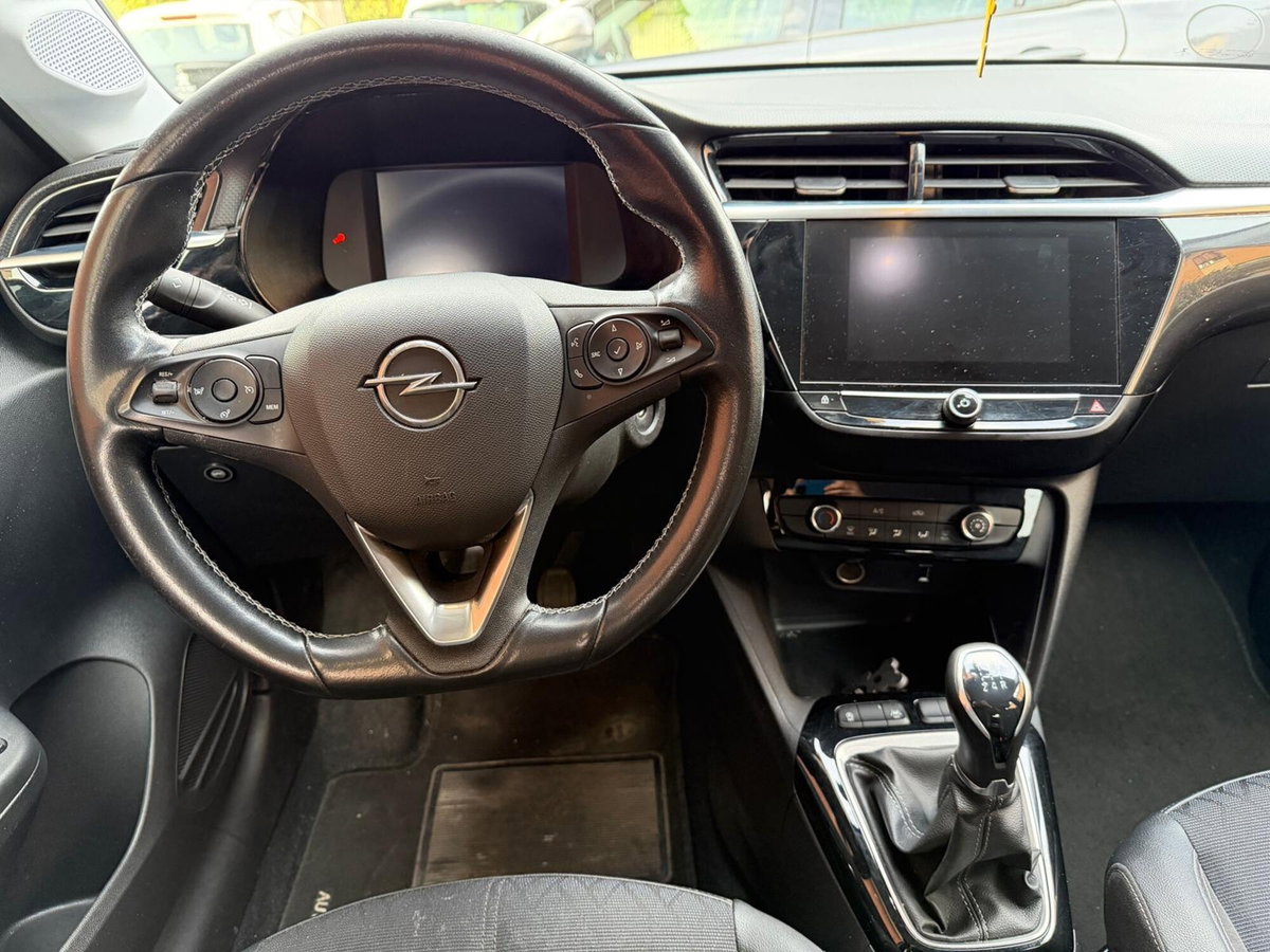 Opel Corsa 1.2 Elegance (9)