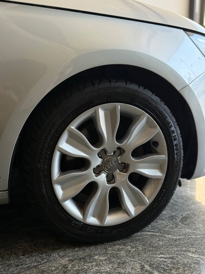 Audi A1 1.6 TDI 105 CV Ambition (13)