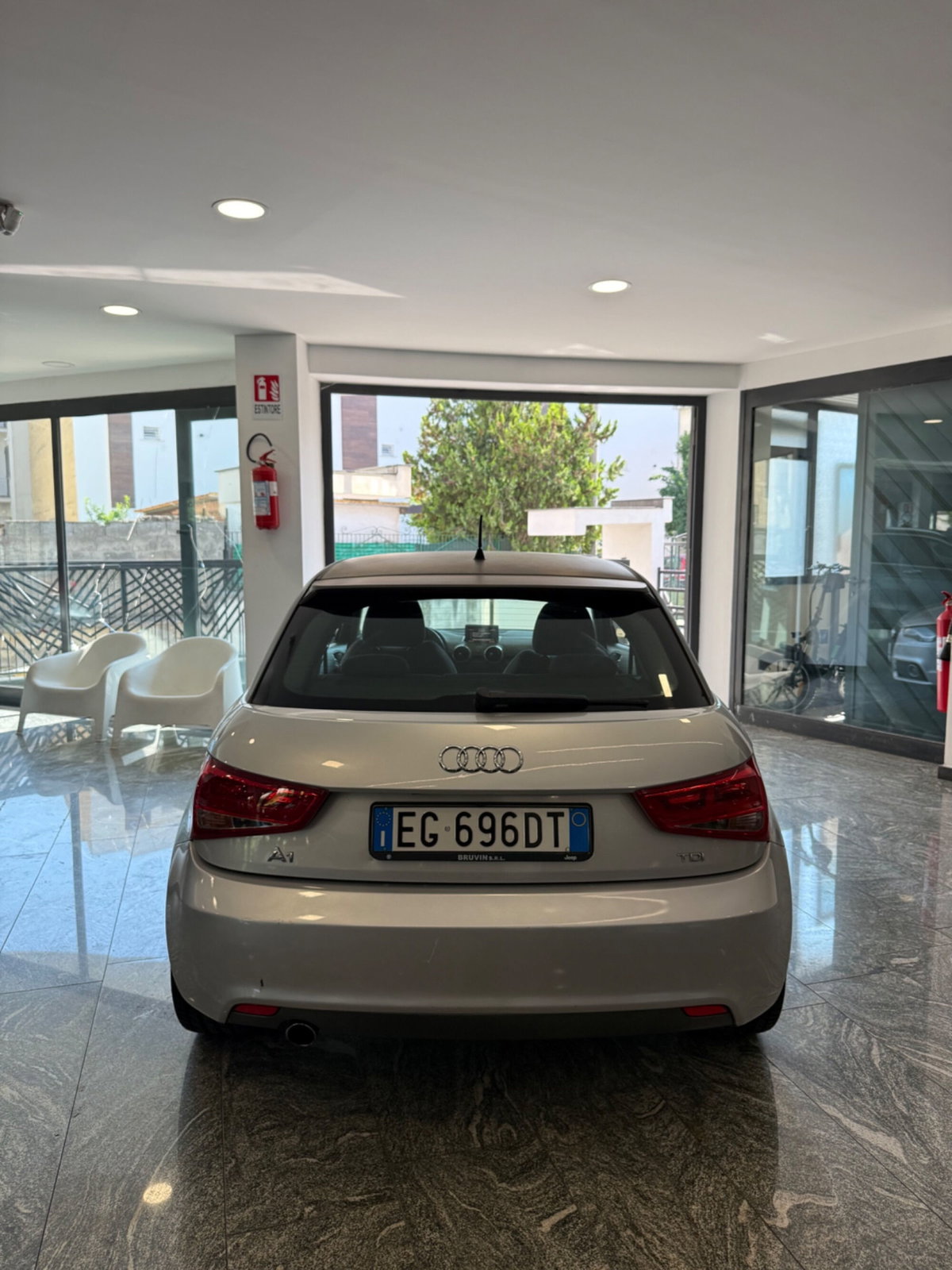 Audi A1 1.6 TDI 105 CV Ambition (3)
