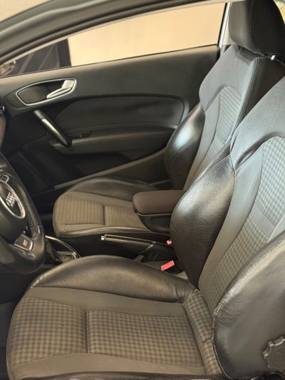 Audi A1 1.6 TDI 105 CV Ambition (6)