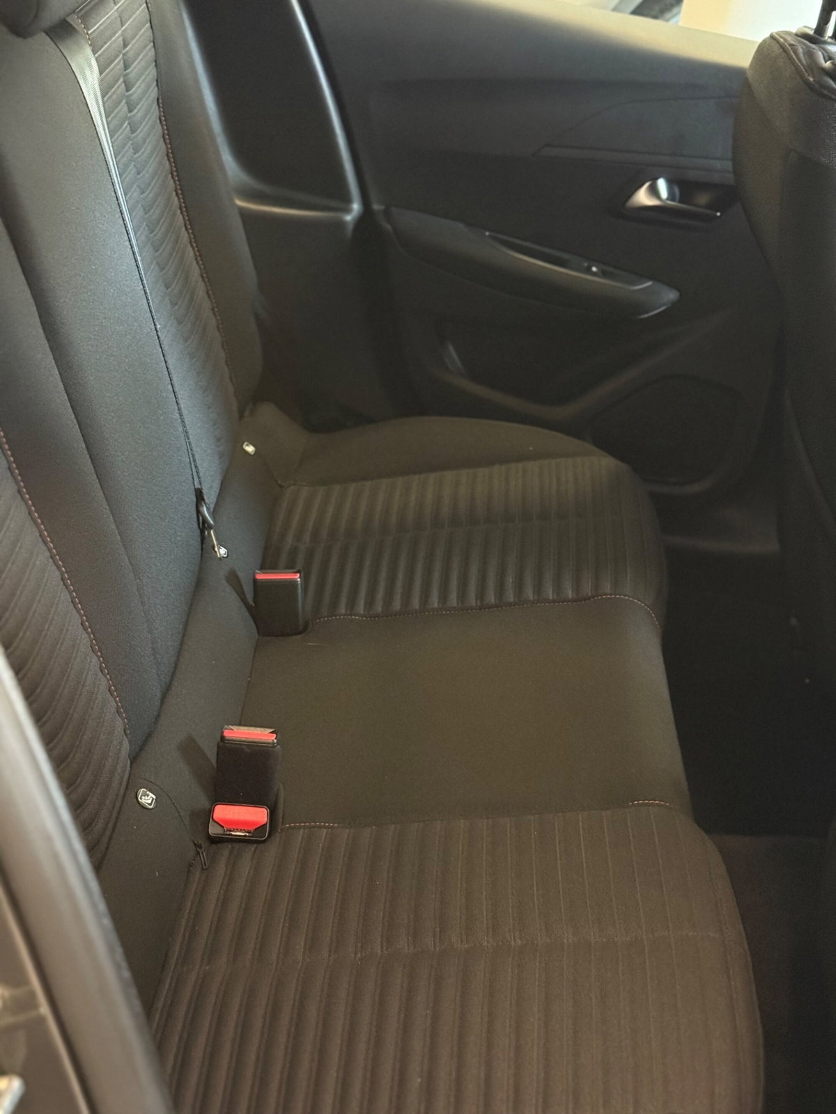 Peugeot 208 PureTech 75 Stop&Start 5 porte Active (8)
