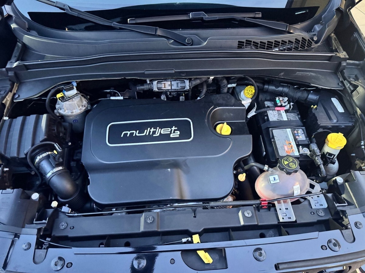 Jeep Renegade 1.6 Mjt 120 CV Limited (20)