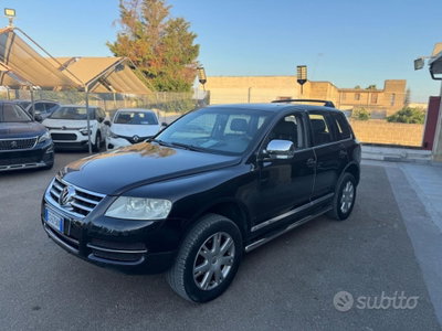 Volkswagen Touareg R5 TDI DPF Exclusive usata