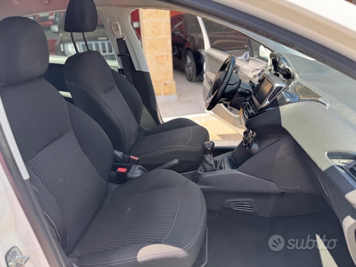 Peugeot 208 BlueHDi 100 Stop&Start 5 porte Active (12)