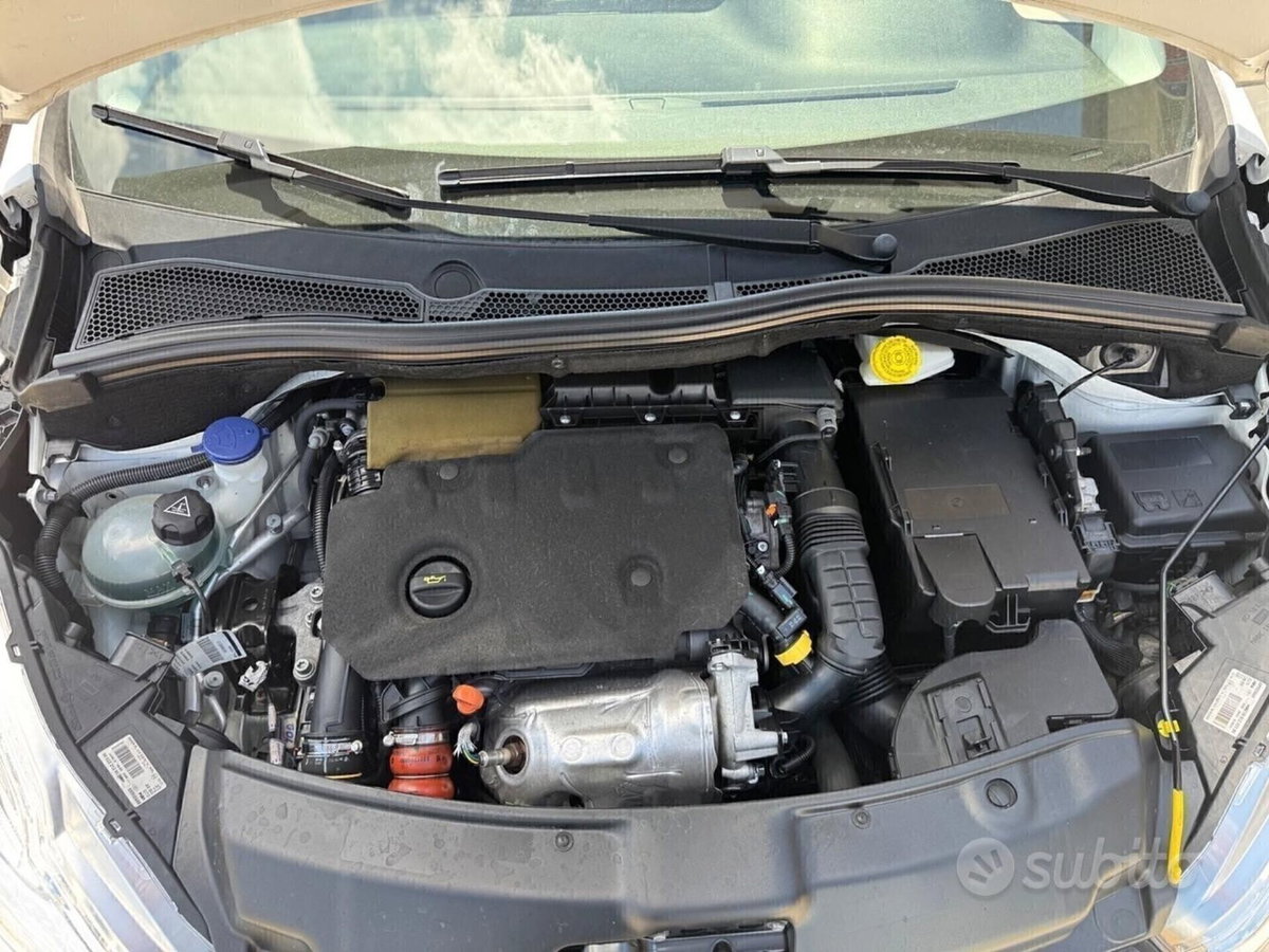 Peugeot 208 BlueHDi 100 Stop&Start 5 porte Active (13)