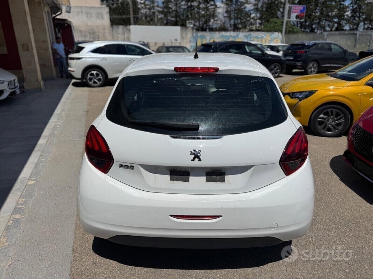 Peugeot 208 BlueHDi 100 Stop&Start 5 porte Active (6)
