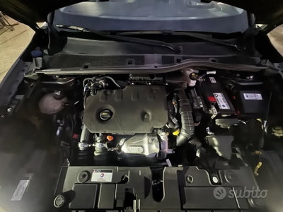 Citroen C4 BlueHDi 130 S&S EAT8 Shine (17)