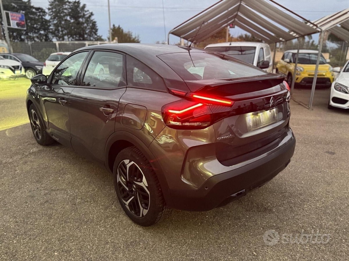 Citroen C4 BlueHDi 130 S&S EAT8 Shine (8)