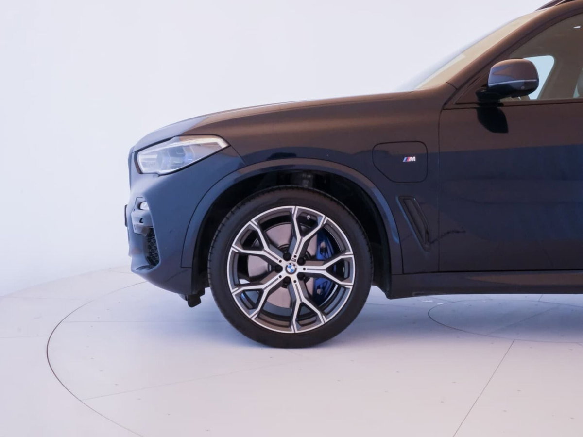 BMW X5 xDrive45e Msport (5)