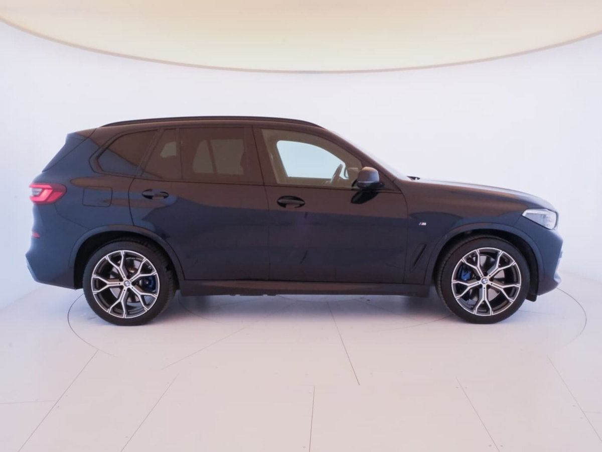 BMW X5 xDrive45e Msport (8)