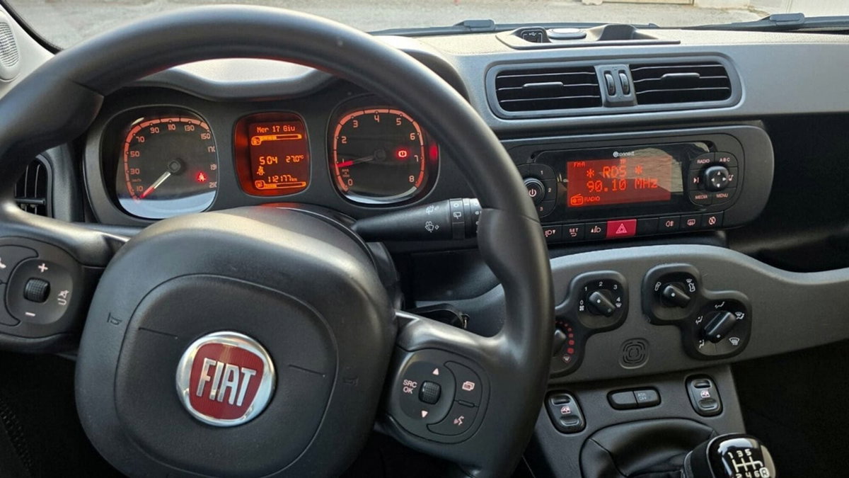 Fiat Panda 1.0 FireFly S&S Hybrid City Life (5)