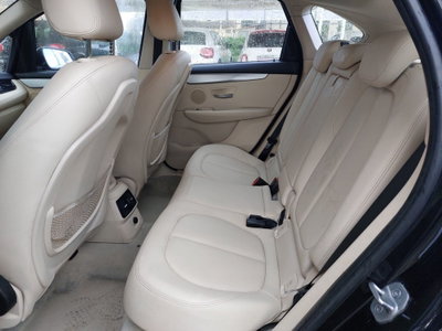 BMW Serie 2 Active Tourer 216d  Advantage (5)
