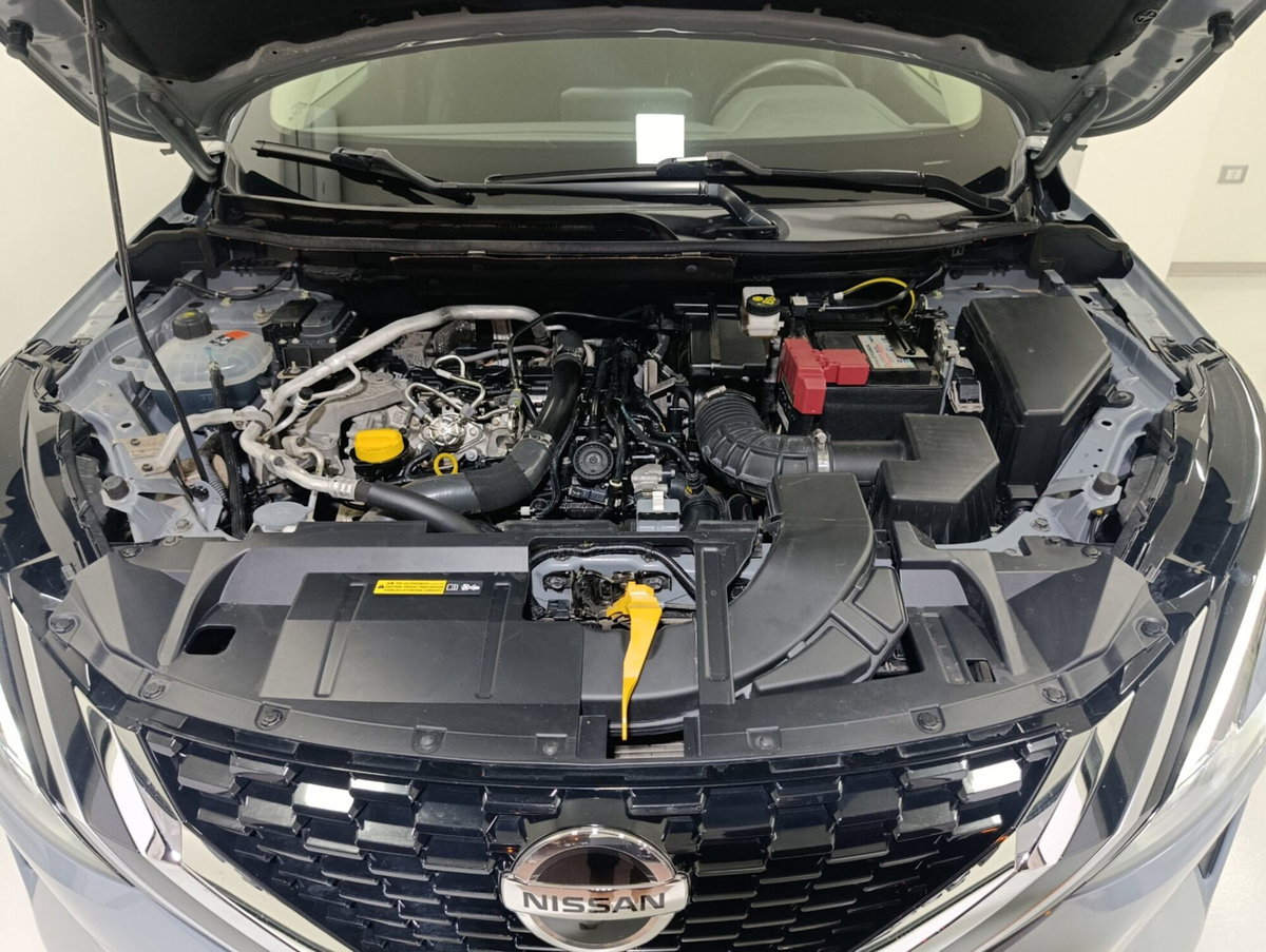Nissan Qashqai MHEV 140 CV N-Style (16)