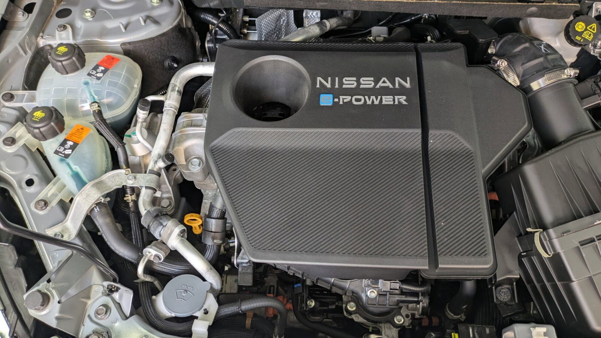 Nissan Qashqai 1.5 e-power N-Connecta 2wd (17)