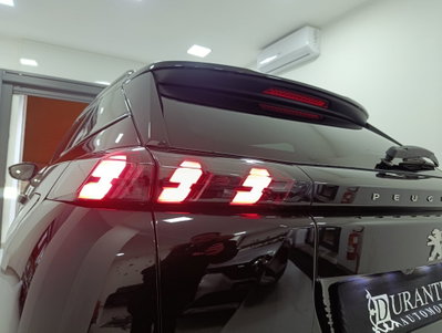 Peugeot 2008 PureTech 130 S&S Allure (11)
