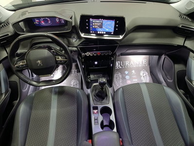 Peugeot 2008 PureTech 130 S&S Allure (12)