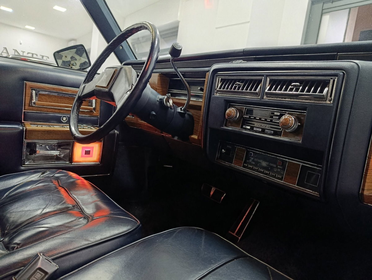 Cadillac Fleetwood Fleetwood Sixty Special (14)