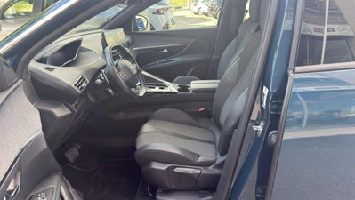 Peugeot 3008 BlueHDi 130 S&S EAT8 Allure Pack (8)