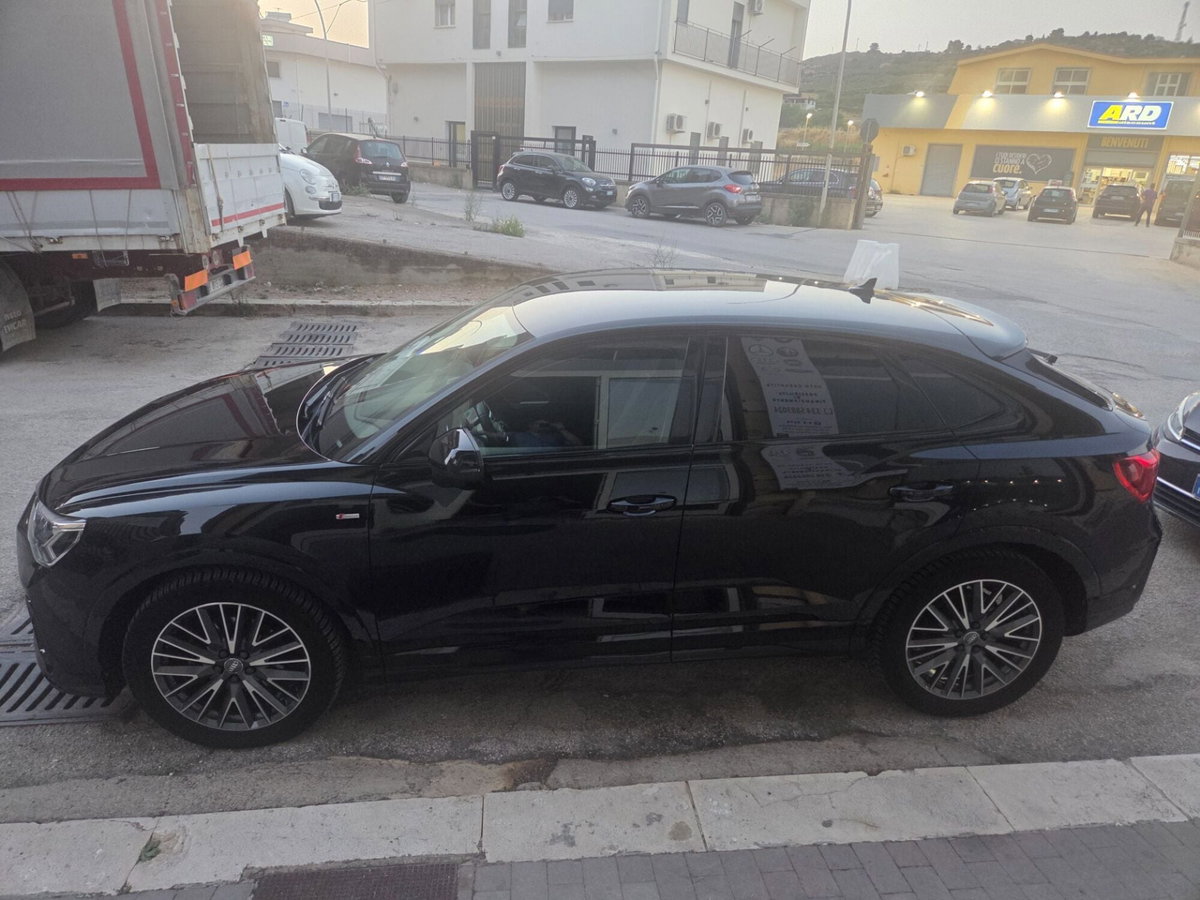 Audi Q3 Sportback 35 TDI quattro S tronic S line edition (9)