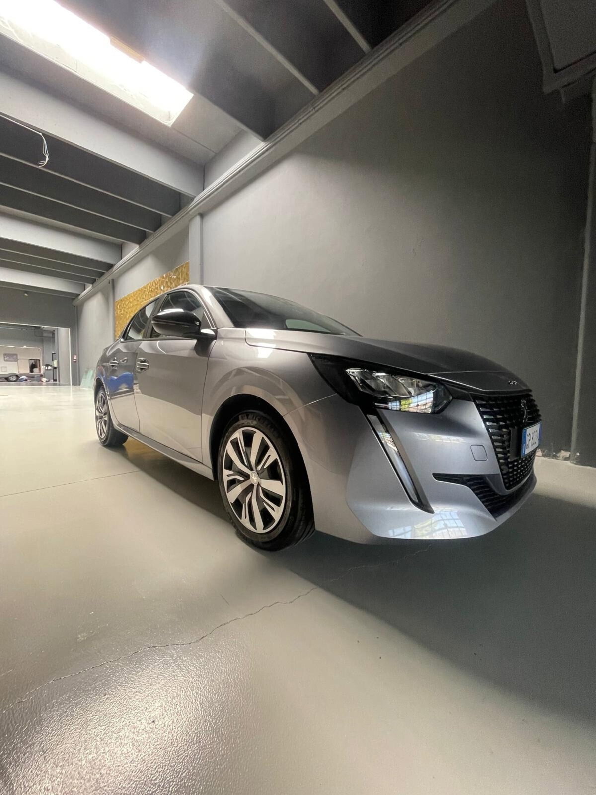 Peugeot 208 PureTech 100 Stop&Start 5 porte Allure (2)