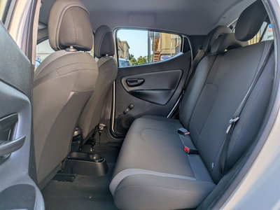 Lancia Ypsilon 1.3 MJT 16V 95 CV 5 porte S&S Silver (13)