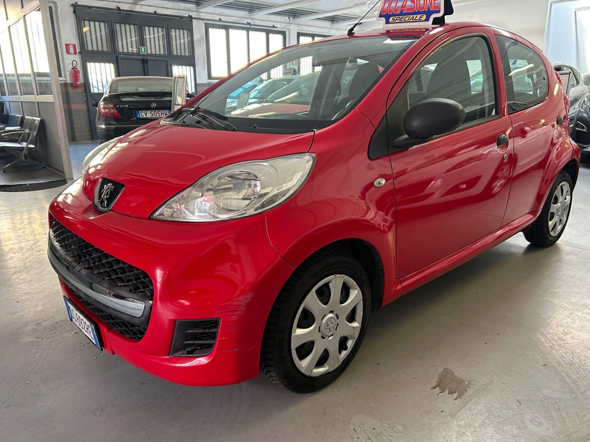 Peugeot 107 68CV 5p. Desir (2)