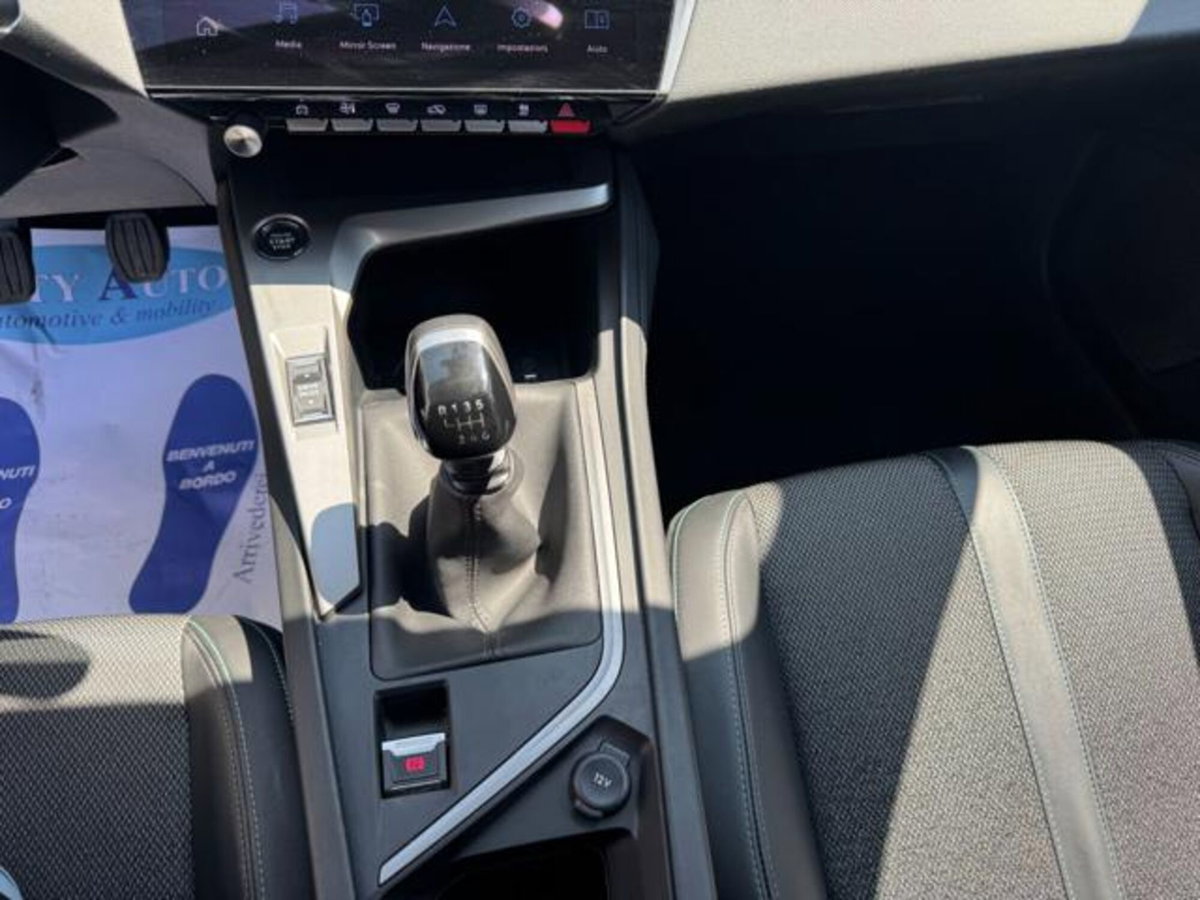 Peugeot 308 PureTech Turbo 130 S&S Allure Pack (12)