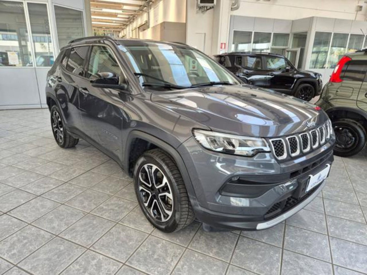 Jeep Compass 1.3 T4 190CV PHEV AT6 4xe Limited (3)