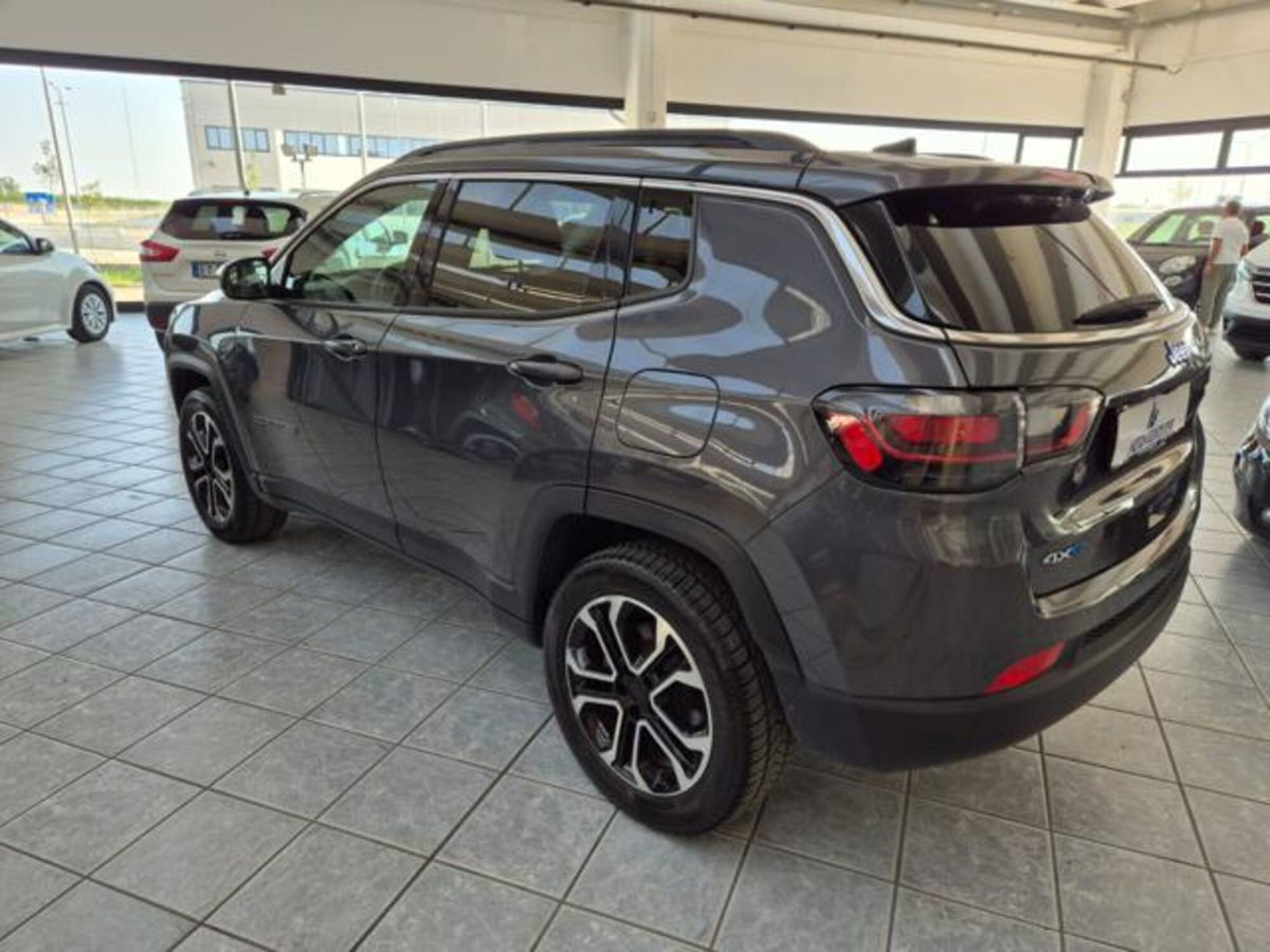 Jeep Compass 1.3 T4 190CV PHEV AT6 4xe Limited (4)