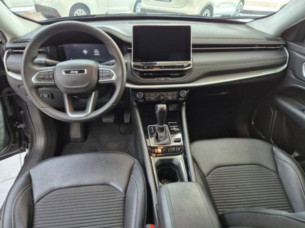 Jeep Compass 1.3 T4 190CV PHEV AT6 4xe Limited (7)