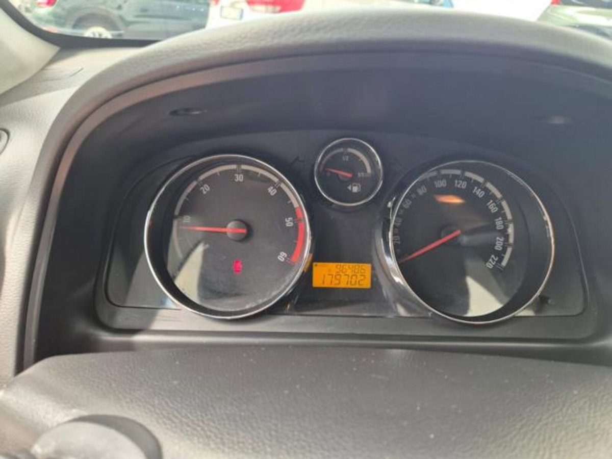 Opel Antara 2.0 CDTI 150CV Cosmo (9)