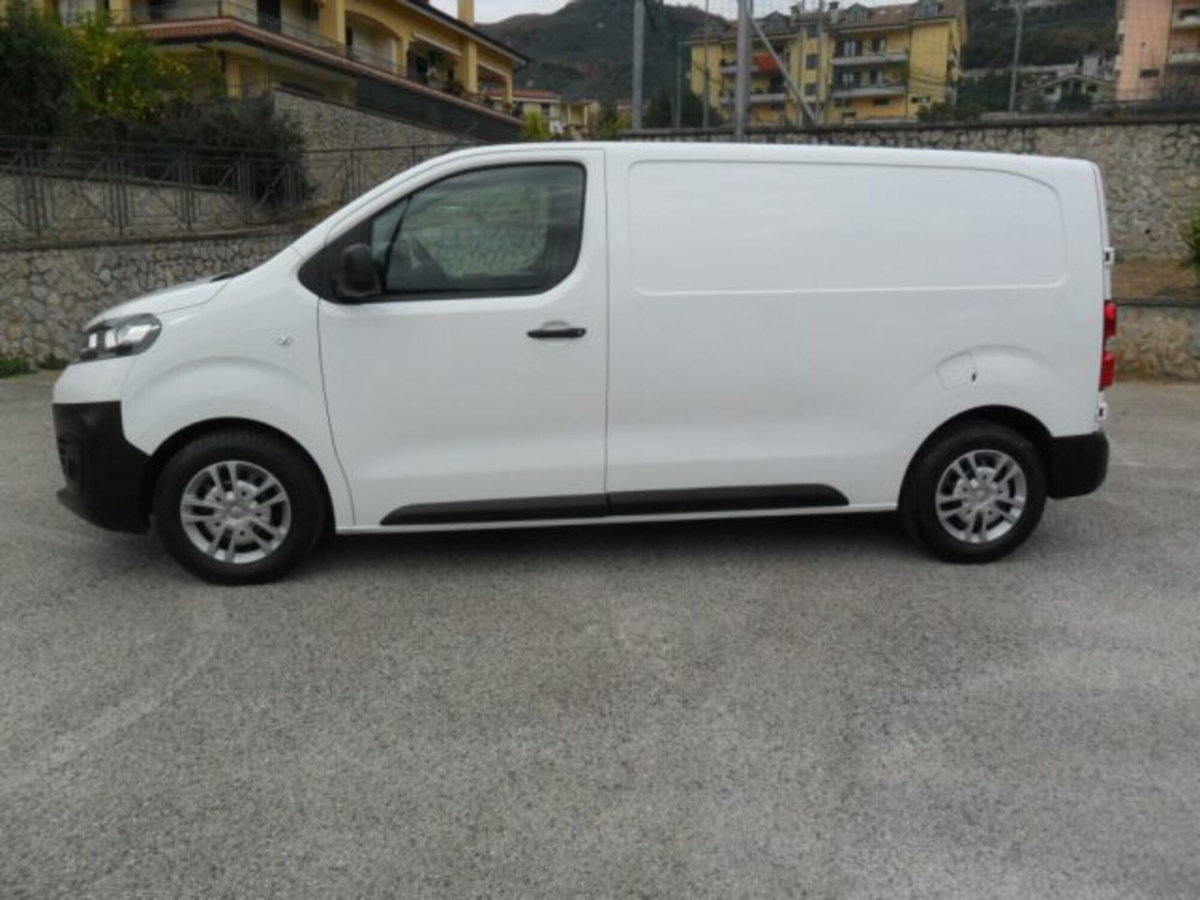 Opel Vivaro Furgone 1.5 Diesel 120CV S&S PC-TN S Furgone Enjoy (3)