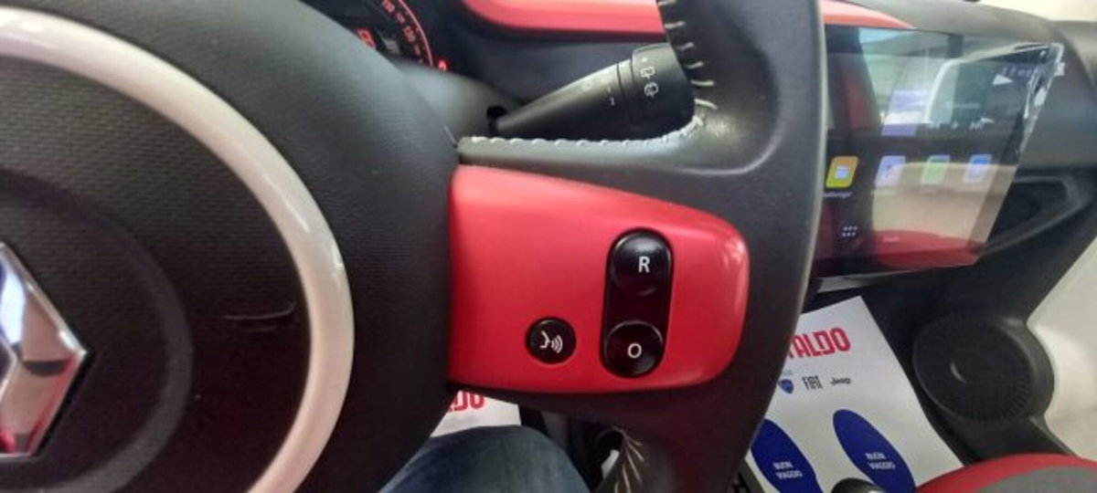 Renault Twingo 1.0 SCe Stop&Start Energy Openair (17)