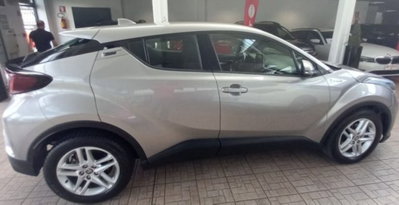 Toyota Toyota C-HR 1.8 Hybrid E-CVT Trend (2)