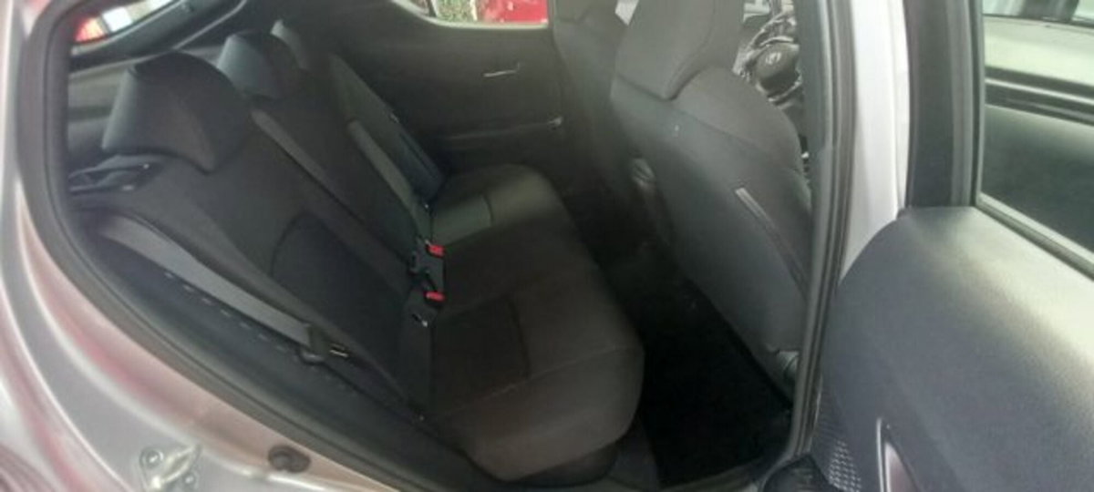 Toyota Toyota C-HR 1.8 Hybrid E-CVT Trend (9)
