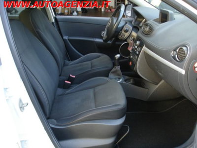 Renault Clio 1.2 16V 5 porte Dynamique (10)