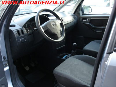 Opel Meriva 1.4 16V Cosmo (11)