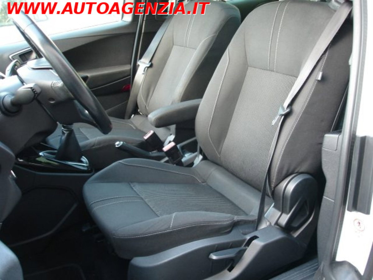 Ford B-Max B-Max 1.6 TDCi 95 CV Titanium (9)