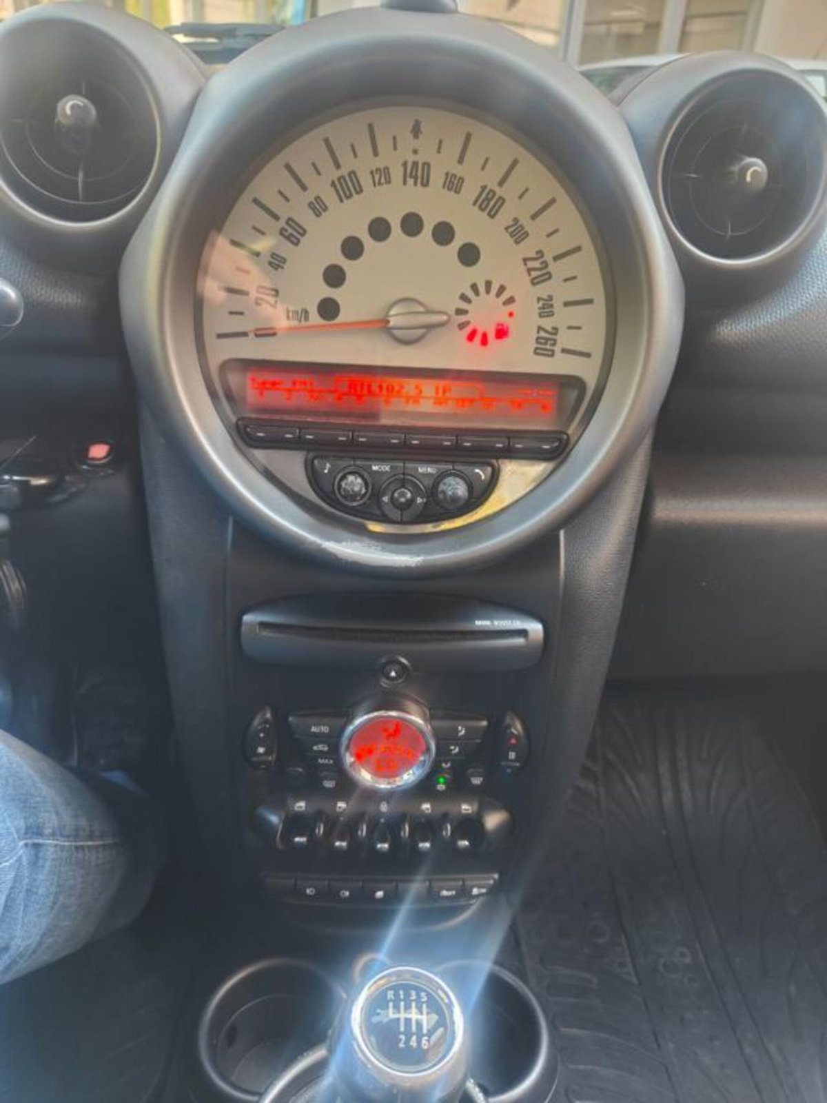 MINI Mini Countryman 1.6 Cooper D Countryman (16)