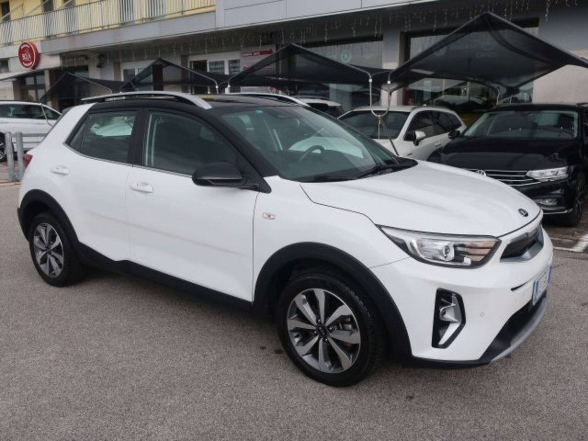 Kia Stonic 1.0 T-GDi 100 CV MHEV iMT Style