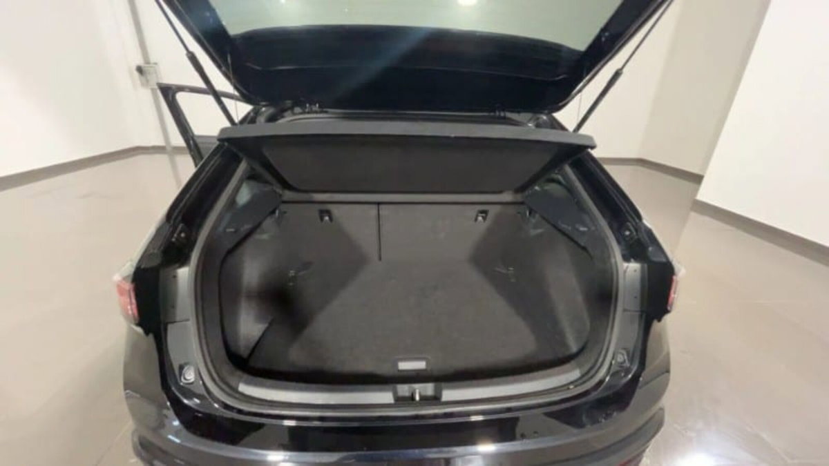 Volkswagen Taigo 1.0 tsi R-Line 115cv (20)