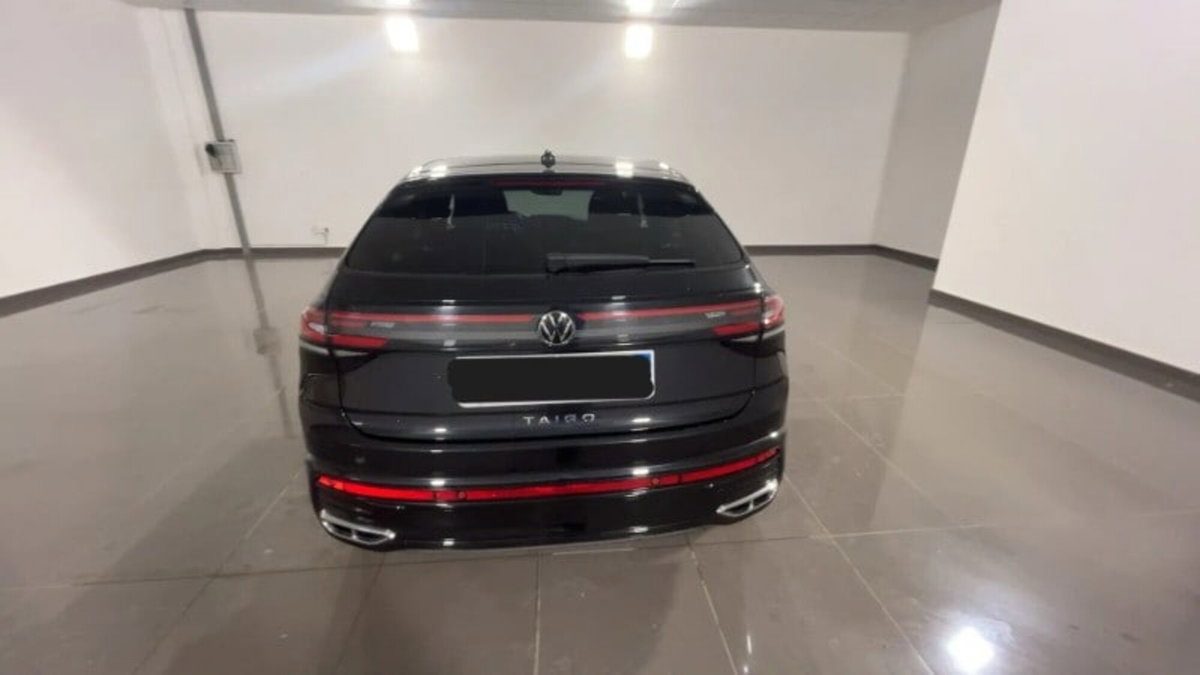 Volkswagen Taigo 1.0 tsi R-Line 115cv (5)