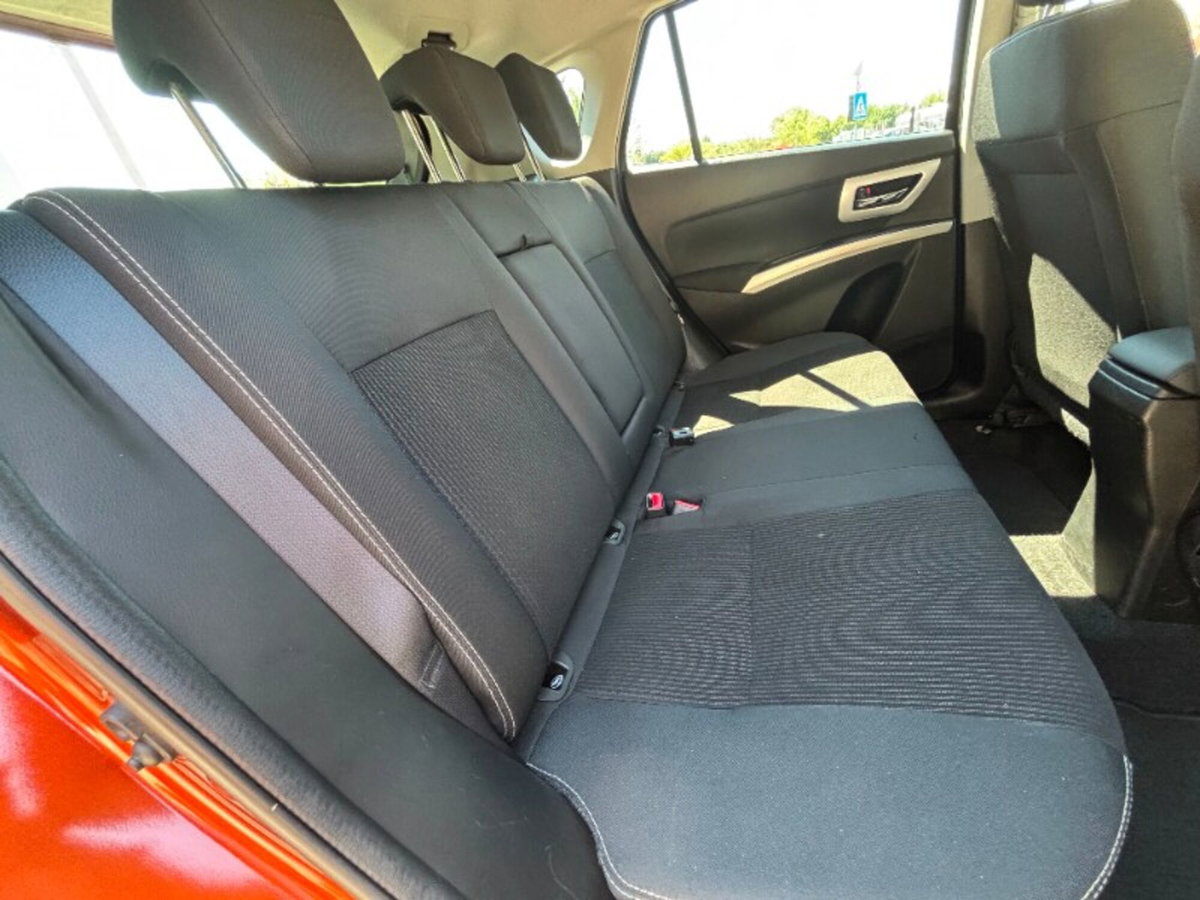 Suzuki S-Cross 1.6 DDiS 4WD All Grip Cool (20)