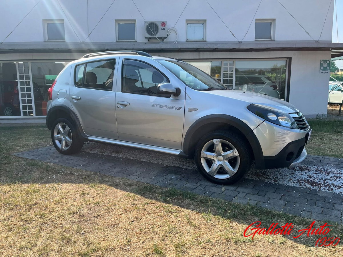 Dacia Sandero Stepway 1.5 dCi 8V 90CV (5)